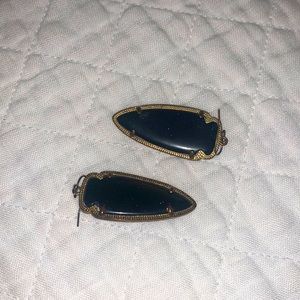 Kendra Scott dangly earrings